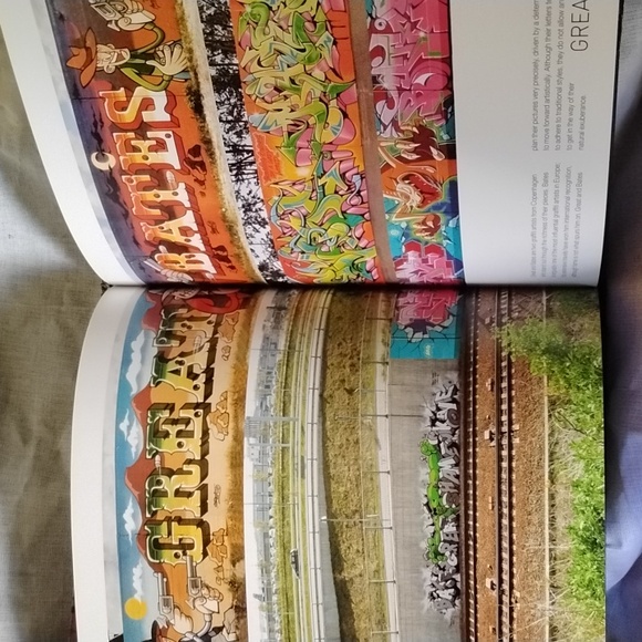 Graffiti World: Street Art from Five Continents - UPDATED EDITION - 2000+ Pics! - Picture 10 of 12